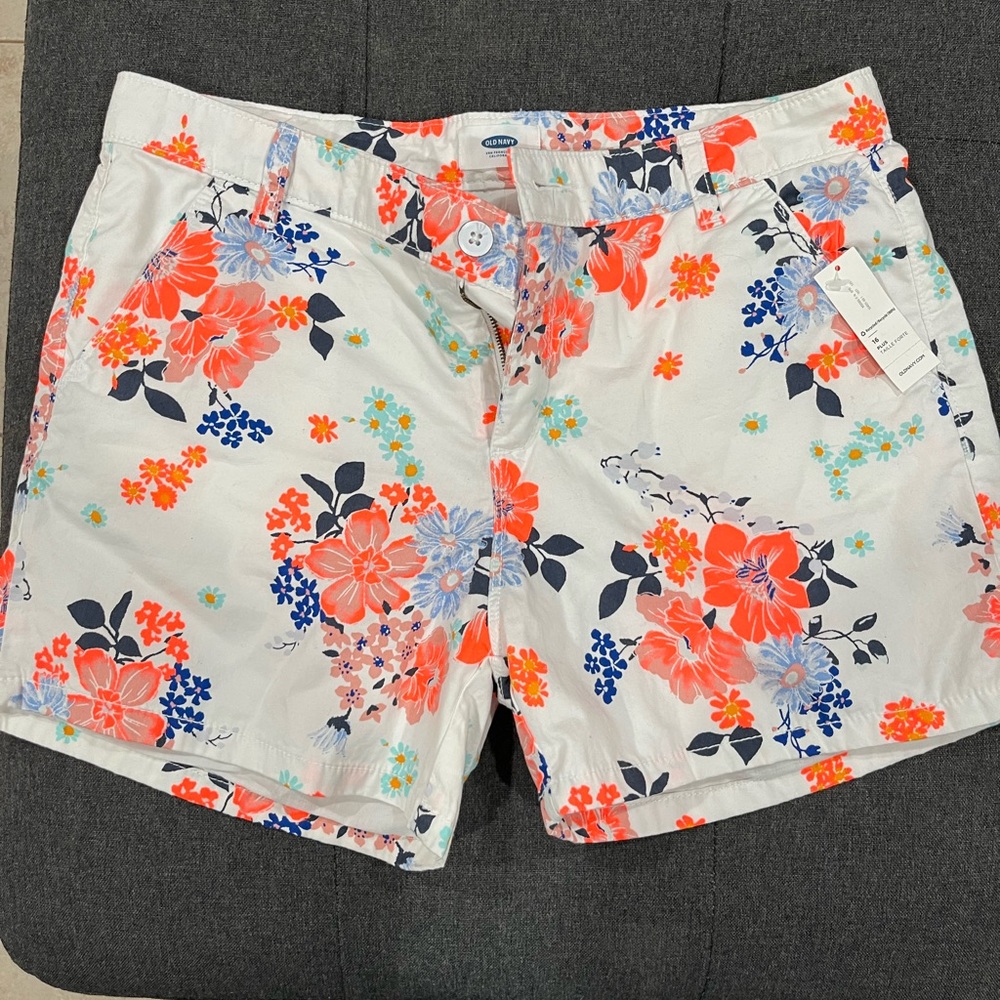 Old Navy Girl’s shorts NWT